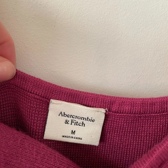 Abercrombie Strapless Twist-Front Mini Sweater Dress Raspberry Size Medium - Picture 8 of 9